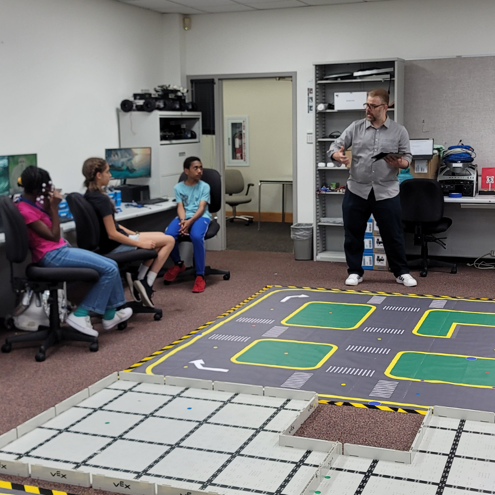 BEAR – BUSINESS ENGINEERING AI & ROBOTICS SPONSOR IMPACT PROGRAM