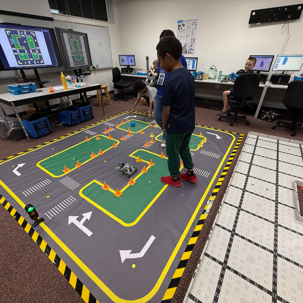 BEAR – BUSINESS ENGINEERING AI & ROBOTICS SPONSOR IMPACT PROGRAM